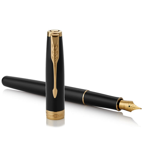 Parker Sonnet Fountain Pen Black Lacquer with Gold Trim